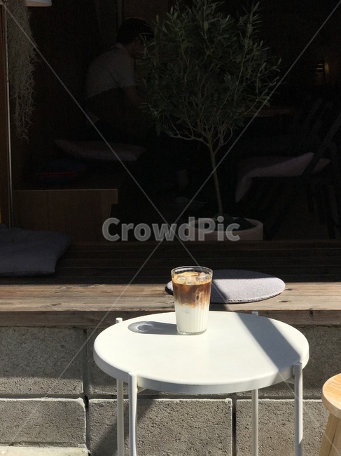커피,카페라떼,아이스커피,아이스라떼,바닐라라떼,coffee,cafelatte,icecoffee,icelatte,음료수,drink,beverage,커피,카페,coffee,cafe