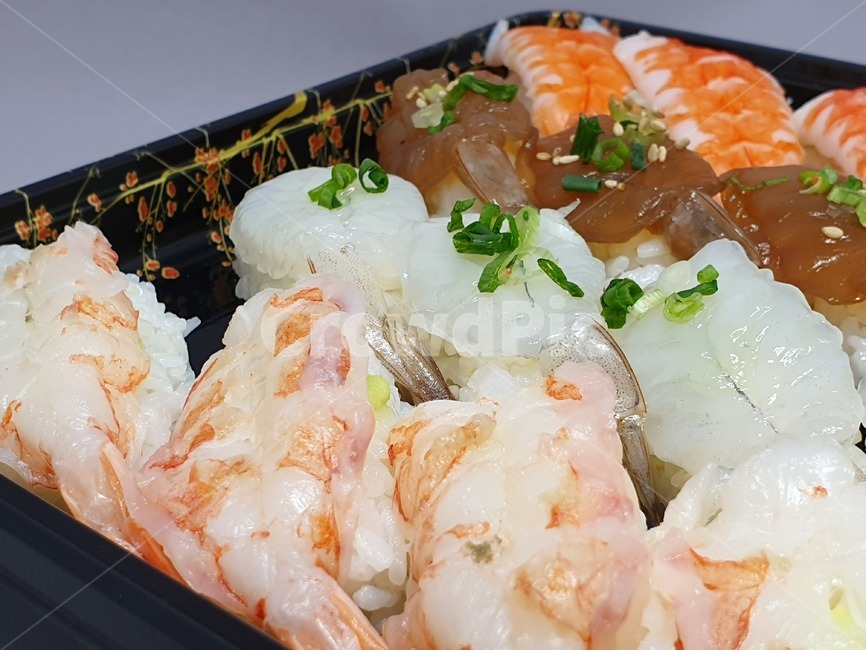 초밥,새우,새우초밥,스시,sushi,일식,일본요리,일본음식,해물,수산물,shrimpsushi,식사,간편식사,사물,오브젝트,object,seafood,food,음식,시푸드,씨푸드,먹는거,먹는것,음식,식재료,요리,food,cook,meal,dishes,food reserves,일식,일본음식,일본요리,Japanese food,Japanese dishes,Japanese meal,Japanese cook