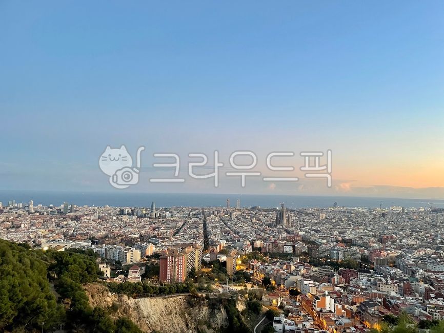 sky,city,cityscape,building