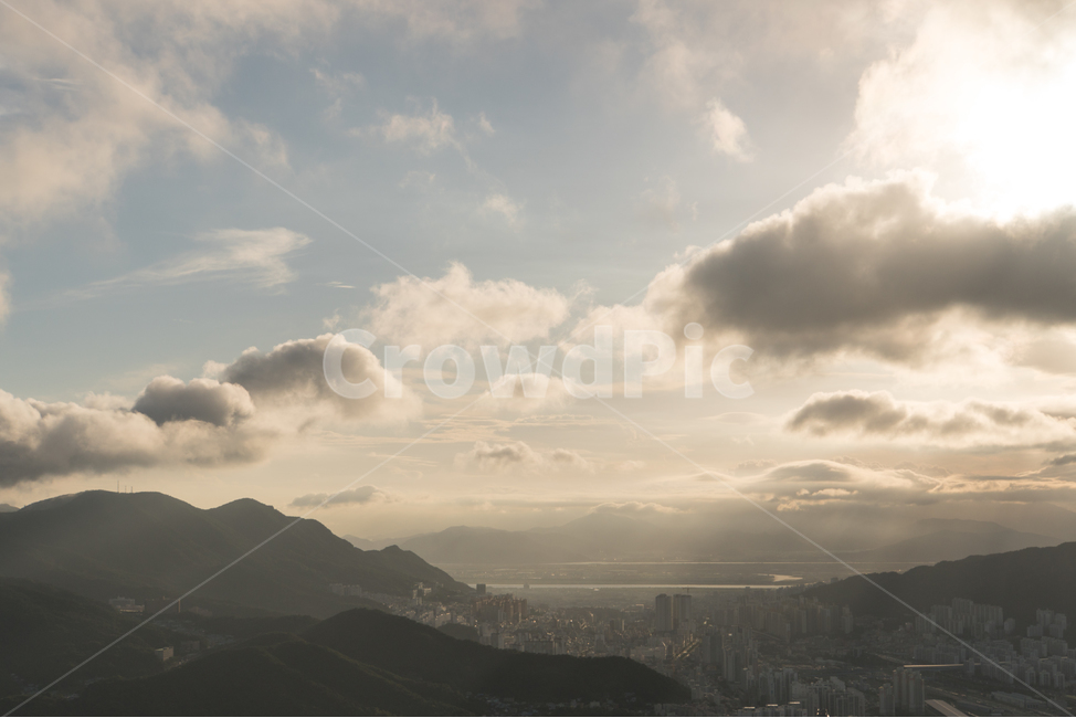 하늘,구름,산,도시,일몰,도시,풍경,city,landscape,한국도시풍경,한국도시경관,korea cityscape,nature,자연,weather,날씨,cumulus,적운,cloud,outdoors,옥외,sky,mountain range,산맥,mountain