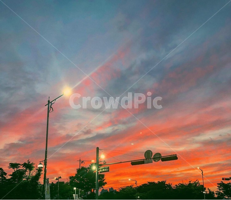 light,빛,하늘,sky,노을,구름,일몰,태양,해,여름,sunset,색감,따뜻함,자연,nature