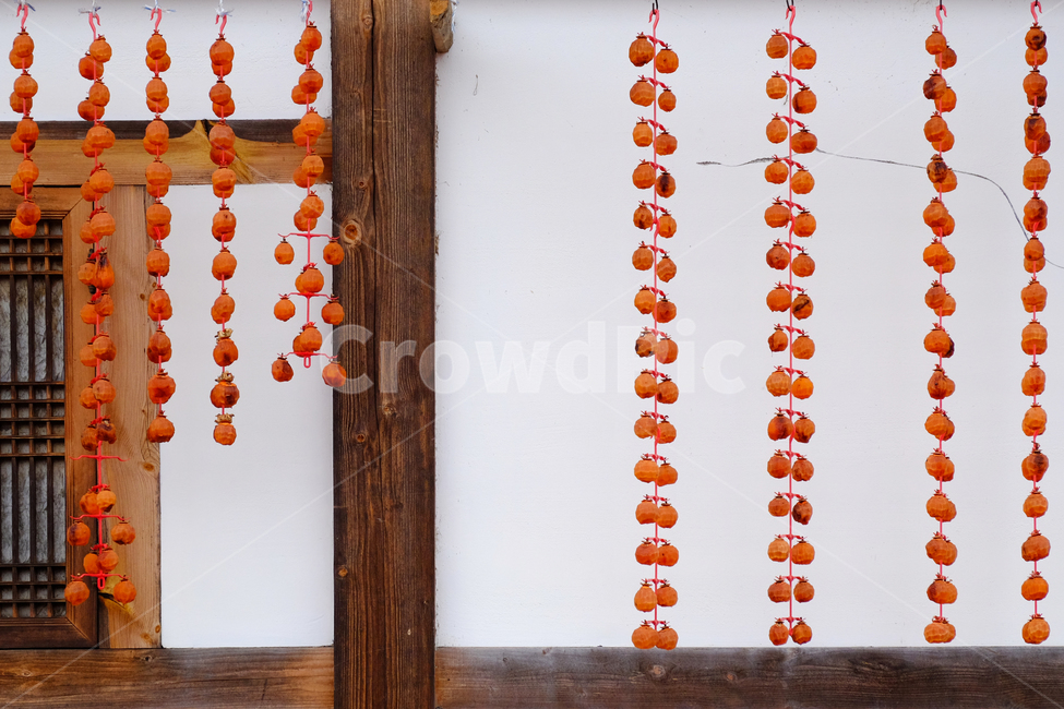 감,농촌,시골,곶감,홍시,가을,계절,fall,autumn,season,한국전통,한국문화,korean traditional,korean culture,음식,식재료,요리,food,cook,meal,dishes,food reserves,과일,열매,fruit,bead,구슬