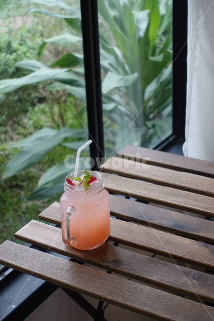alcohol,알코올,마실것,cocktail,칵테일,drink,음주,에이드,과일주스,과일에이드,자몽주스,자몽에이드,jar,유리컵,beverage,유리잔,카페,cafe,grapefruitade,grapefruitjuice,음료수,drink,beverage