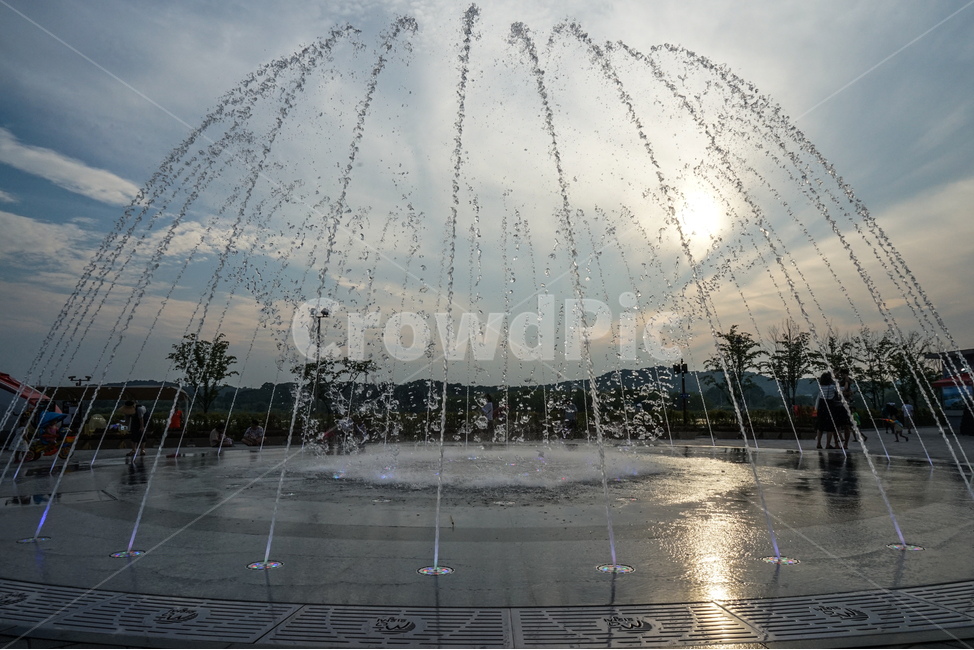 분수,쇼,노을,저녁,모양,하늘,구름,여름,계절,summer,season,water,물