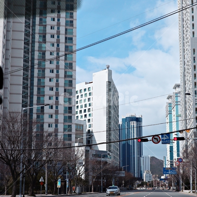 road,도로,intersection,교차로,하늘,sky,빌딩