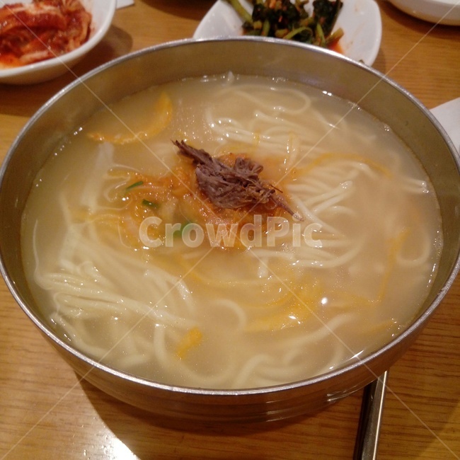 국수,맛있는,점심,맛집,메인매뉴,면,고명