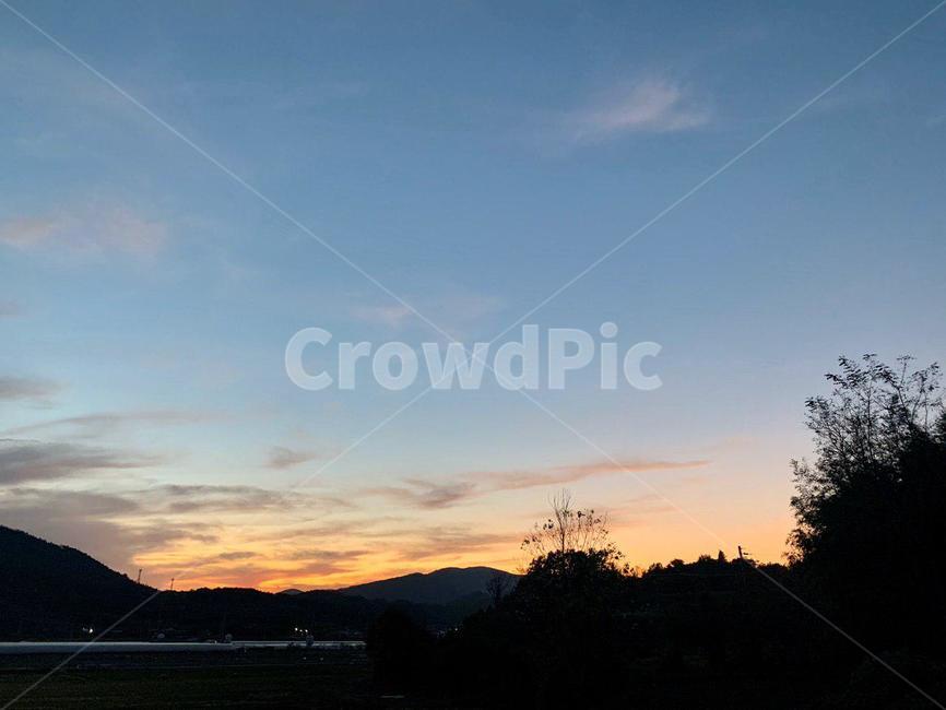 nature,자연,outdoors,옥외,sky,붉은하늘,redsky,새벽,dawn,하늘,sunset,일몰,dusk,황혼