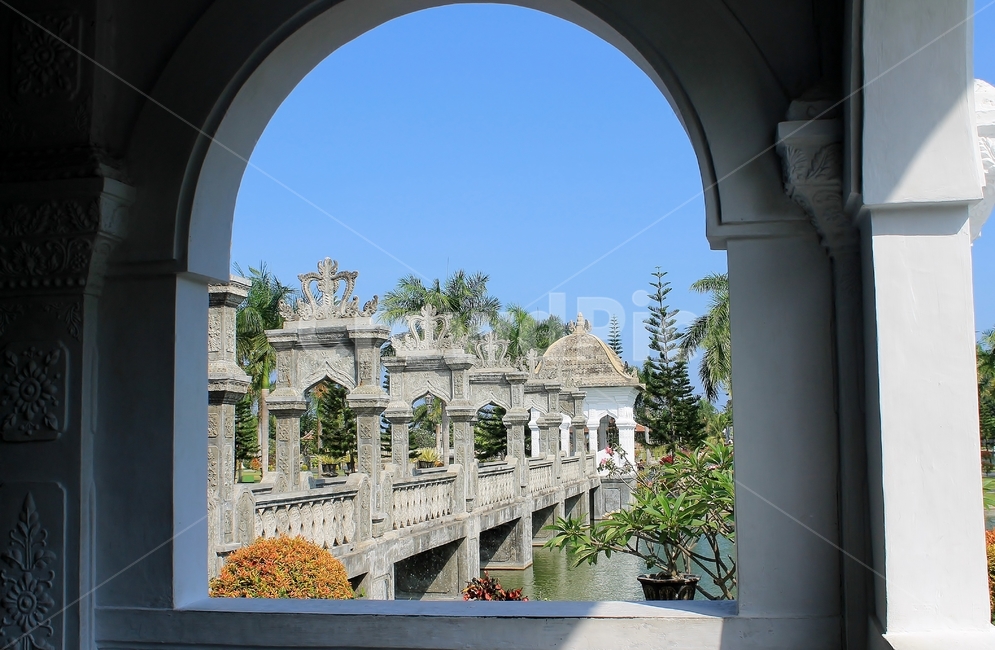 palace,ancientarchitecture,Bali,ancient architecture,water palace,bridge,Karang Asem,Indonesia