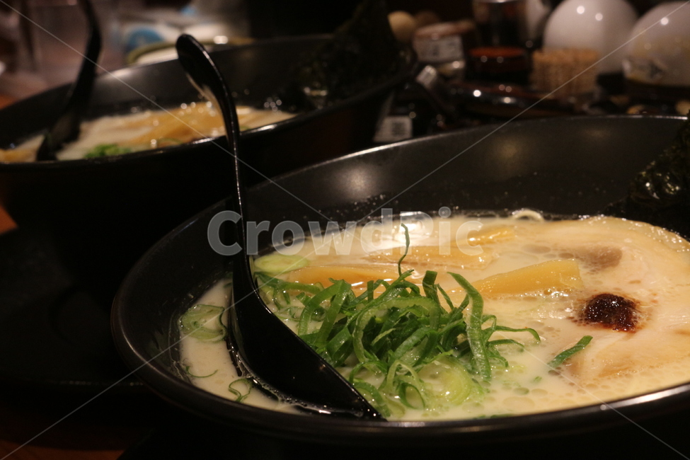 라멘,일본라멘,일본,숟가락,그릇
