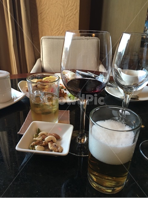 맥주,와인,술,주류,견과류,스낵,술,주류,alcohol