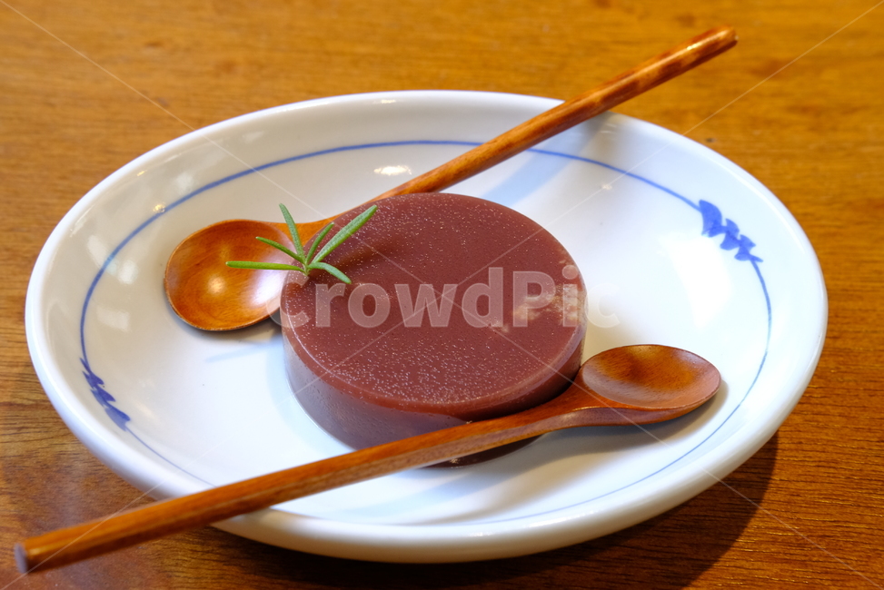 양갱,디저트,카페,물양갱,후식,숟가락,허브,접시,그릇,음식,식재료,요리,food,cook,meal,dishes,food reserves,디저트,간식,후식,dessert,snack