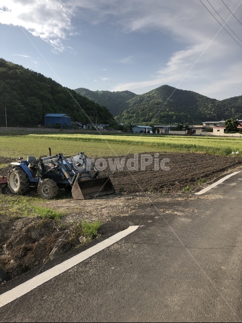 시골,밭,흙,하늘,산,구름,자연,풍경,nature,landscape,시골,마을,country,rural,town