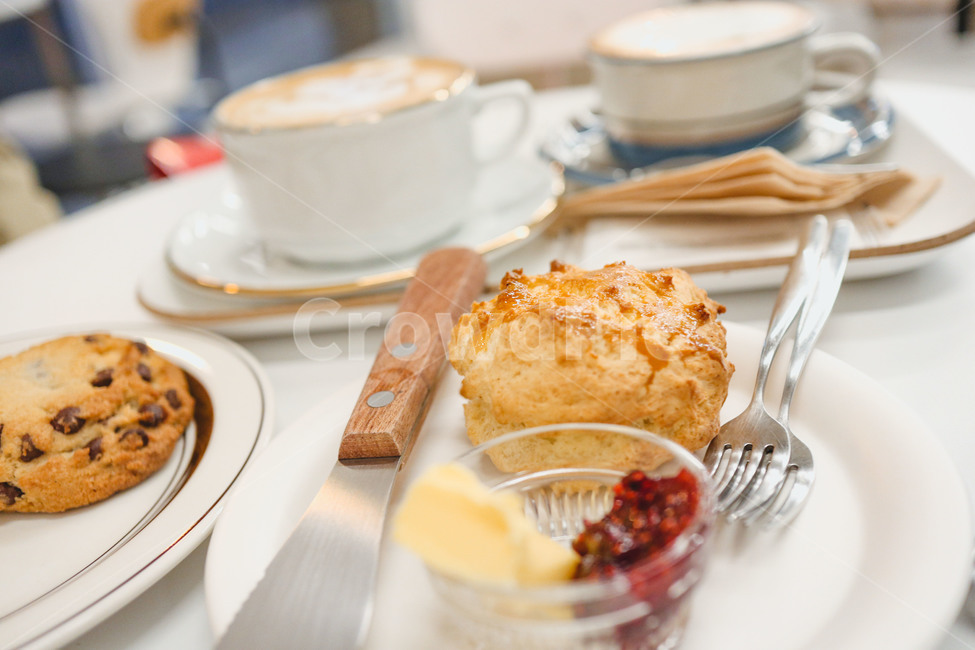 카페,디저트,커피,라떼,분위기,cafe,latte,americano,coffee,스콘,빵,초코칩,coffeelatte,cookies,bread,desert,dessert,후식,음식,식재료,요리,food,cook,meal,dishes,food reserves,디저트,간식,후식,dessert,snack
