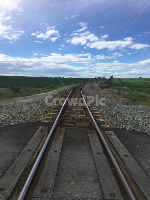 자연,하늘,구름,철도,흙길,기찻길,교통,transportation,rail,traintrack,railway,dirtroad,gravel,road,도로