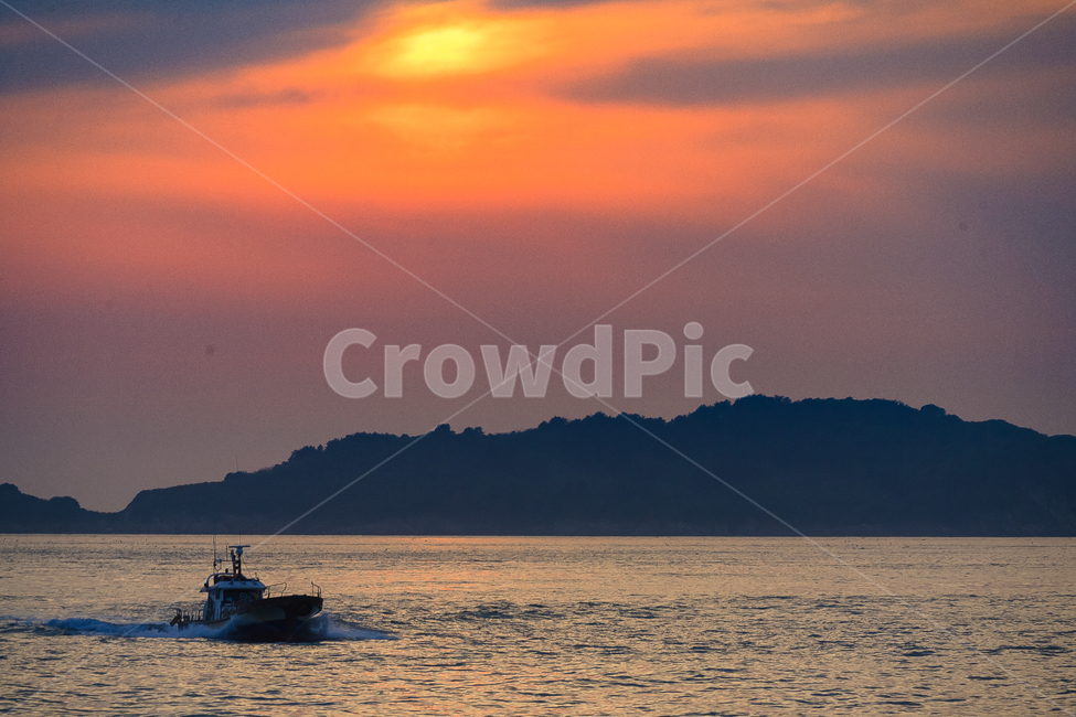해변,노을,바다,일축,해질녘,자연,풍경,nature,landscape,산업,industry,industrial,어업,fishery,fishing industry,transportation,교통,watercraft,선박,vehicle,차량