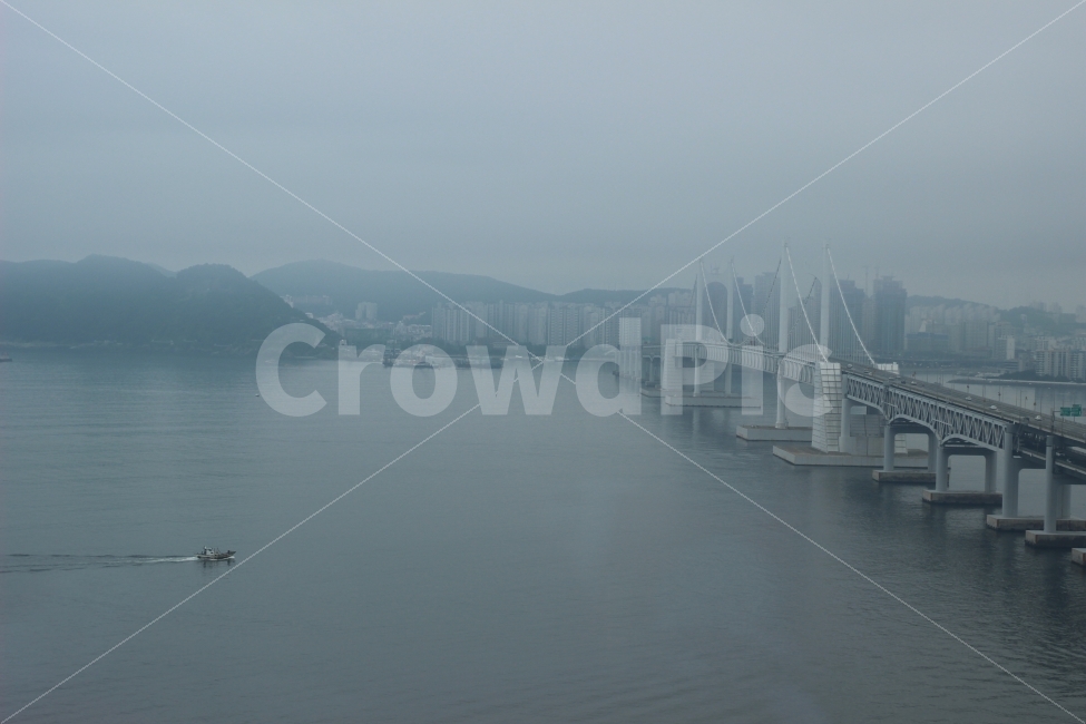 바다,풍경,부산,광안대교,해무,배,다리,도시,풍경,city,landscape,교통,교통수단,traffic,transportation,nature,자연