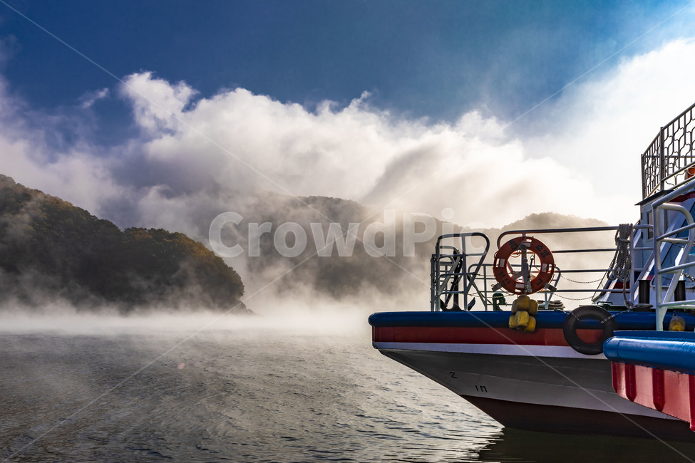 sky,cruise ship,nature,river fog,cloud,water fog,sight,Ship,autumn,dock,Soyangho,sea of clouds