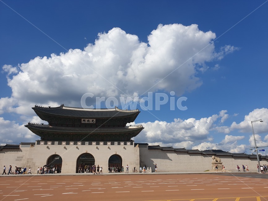 gyeongbokgung,경복궁,경복궁입구,고궁,architecture,건축물,seoul,한국관광지,한국랜드마크,한국관광지,한국명소,korea landmark,korea tourist attraction