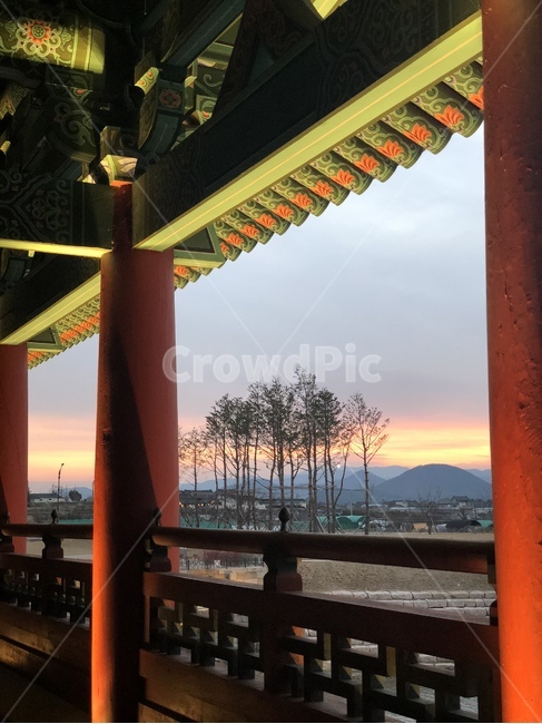 월정교,경주,한국전통,자연,풍경,세계문화유산,경주월정교,문화유산,전통,원효대사,다리,야경,밤,풍경,nightscape,night,landscape,한국전통,한국문화,korean traditional,korean culture,건축물,건물외관,exterior,building,structure,architecture,construction,banister,난간,handrail,railing