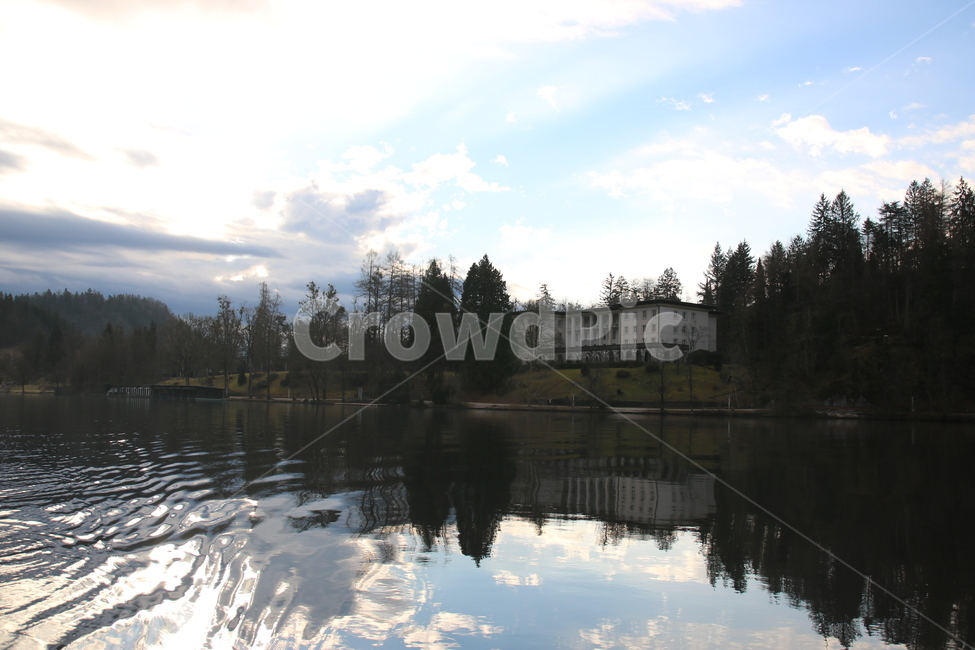 슬로베니아,블레드,블레드성,slovenia,풍경,호수,그림자,물,나무,하늘,europe,유럽,유럽풍경,동유럽,lake,oversea,nature,겨울풍경,경치,자연,outdoors,bled,반사,야외
