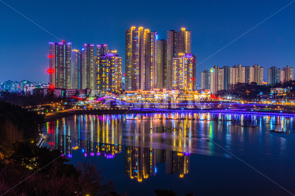 night view,town,city,long exposure,Gwanggyo,building,urban,light,fire,Suwon,high rise building