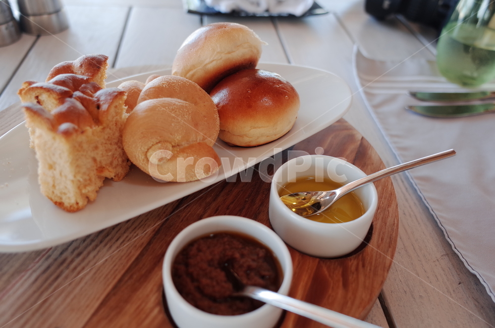 bread,빵,food,음식,cutlery