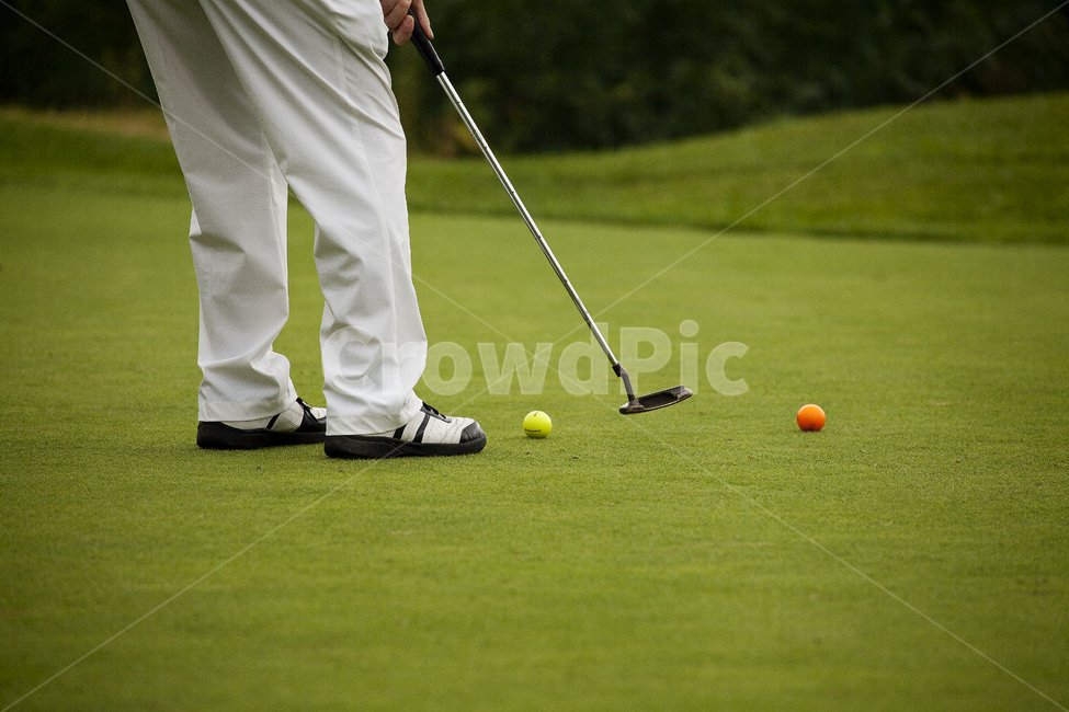골프장,골프,잔디,녹색,골프공,green,grass,golf,사람,인물,인간,human,person,신체일부,몸,body,스포츠,레저,운동,sports,leisure,exercise