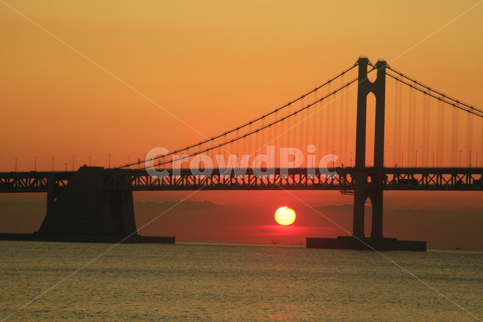 광안리,광안대교,일출,다리,정열,건축물,건물외관,exterior,building,structure,architecture,construction