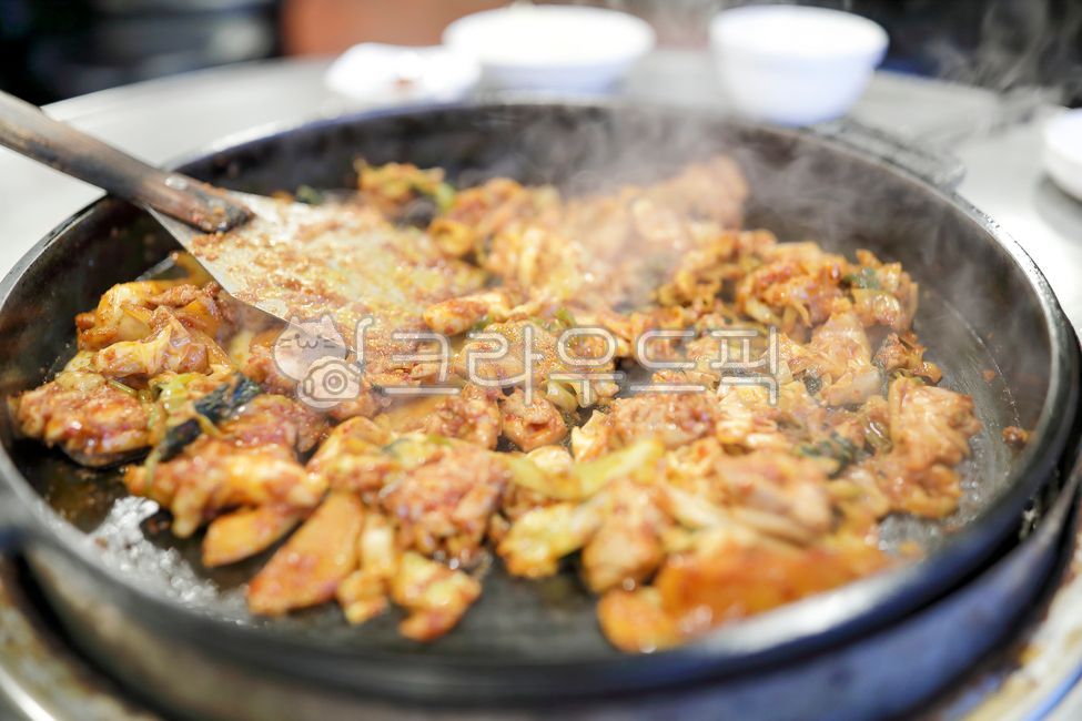닭갈비,양념닭갈비,food,음식,식사,불판