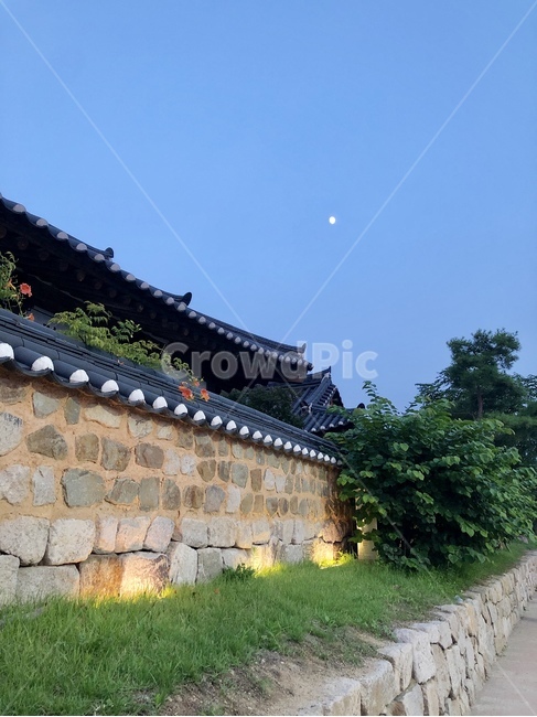 한옥,달,저녁,조명,돌담,moon,light,야경