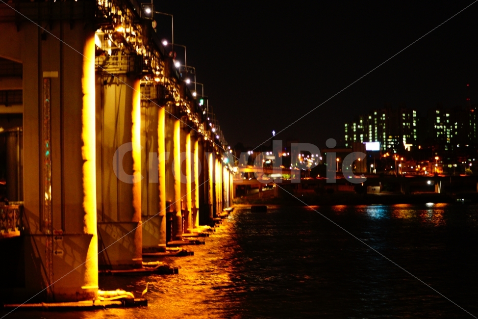 반포대교,다리,한강,야경,서울,도시,풍경,city,landscape,야경,밤,nightscape,night,water,물,waterfront,워터 프론트,port,포트,pier,교각