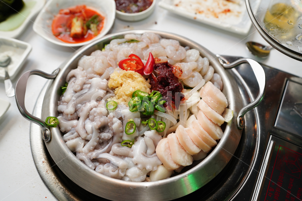 전골,한식,냄비,안주,먹거리,요리,식사,국물,meal,food,해물,음식