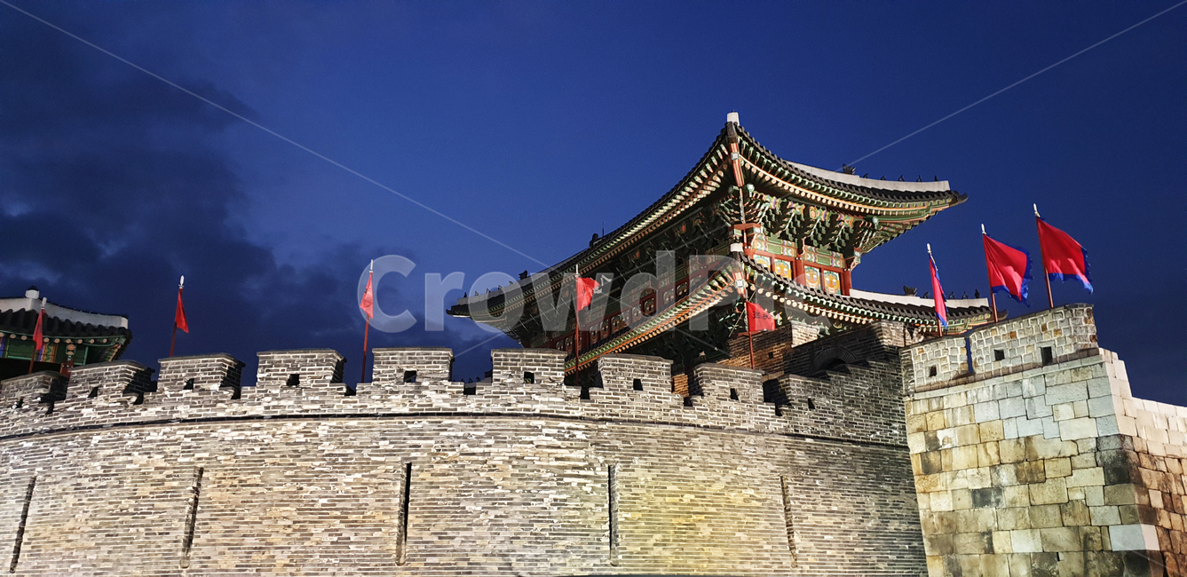 수원,팔달문,남문,성곽,문화재,랜드마크,역사,유적,사적,유네스코,세계문화유산,저녁,전통건축,전통건물,전통건축물,경기도,한국,landmark,관광지,명소,보물제402호,문화,한국문화,전통