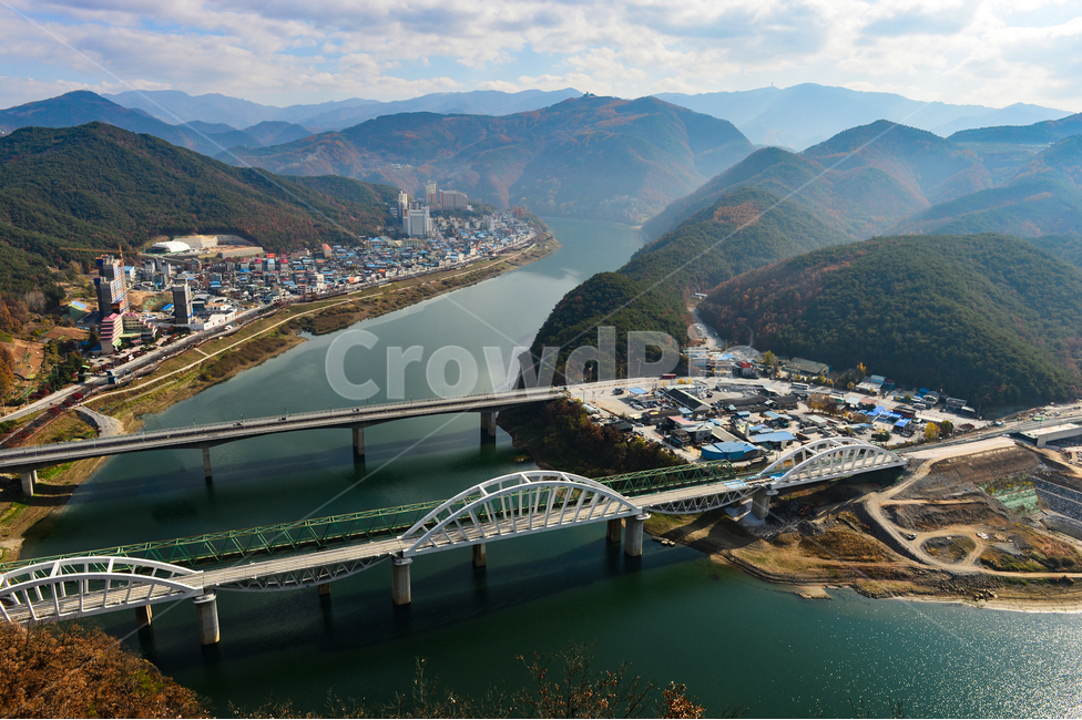 단양,관광객,관광지,산,하늘,구름,다리,충주호,청풍호,호수,나무,숲,danyang,tourst,sights,mountain,landscape,풍경,전망대,만천하스카이워크,observatory,높은,high,자연,풍경,nature,landscape,한국자연풍경,한국자연경관,korea nature landscape,scenery,outdoors,옥외,경치,aerial view,조감도,panoramic,파노라마