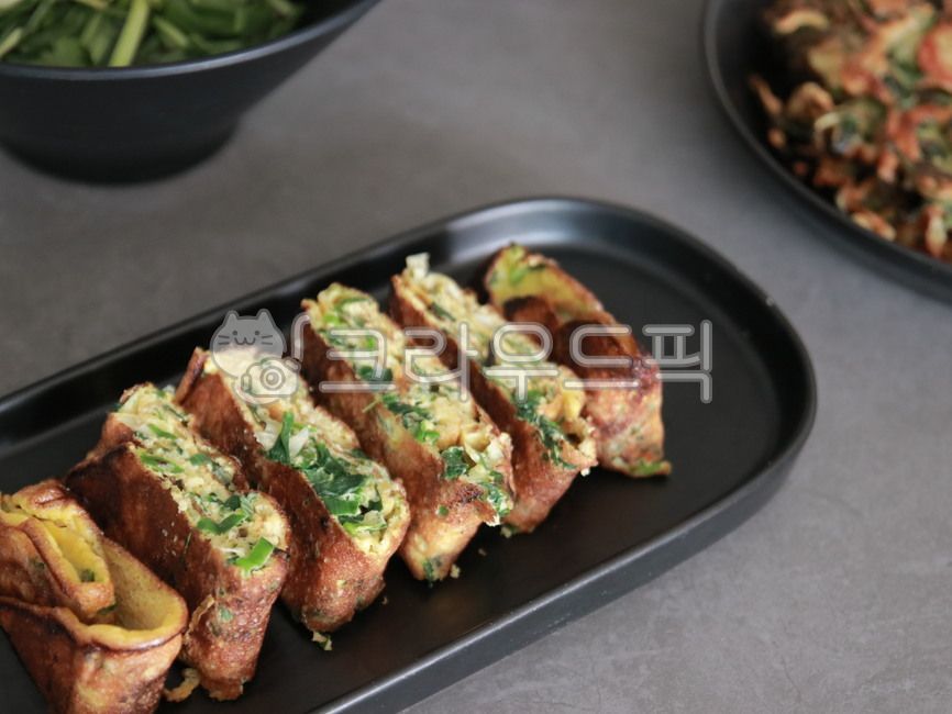 side dish,Korean,cooking,egg roll