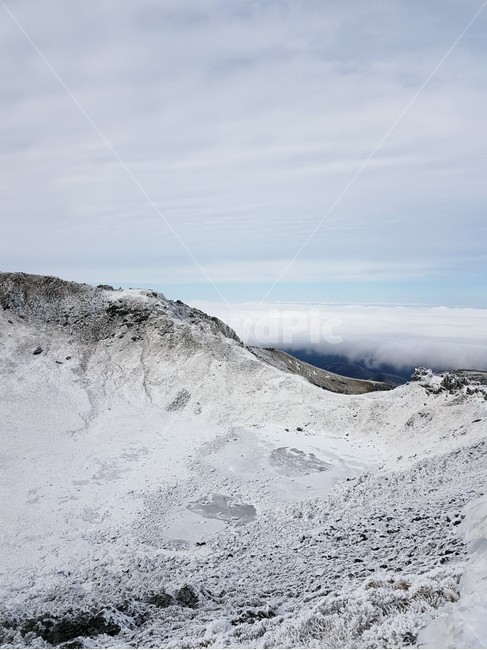 설산,겨울,눈꽃,겨울나무,겨울풍경,한라산,겨울산,눈,nature,자연,한라산정상,백록담,겨울,계절,winter,season,자연,풍경,nature,landscape