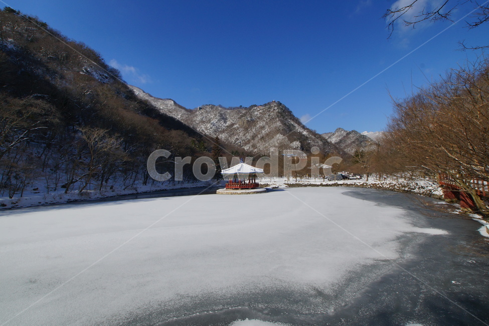 내장산설경,우화정,설경,국립공원,정읍,푸른하늘,겨울,눈,겨울,계절,winter,season,자연,풍경,nature,landscape,한국자연풍경,한국자연경관,korea nature landscape,outdoors,옥외,mountain,산,ice,빙