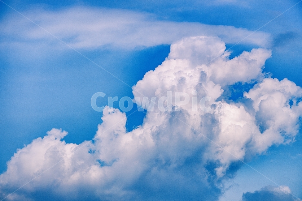 sky,cloud,blue,white,clouds