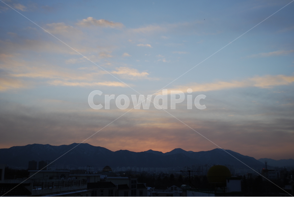 야경,노을,해질녘,하늘,산,구름,실루엣