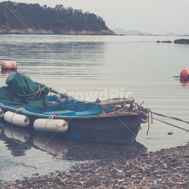 보트,boat,배,낡은배,바닷가,오래된배,빈티지사진,빈티지느낌,빈티지감성,vintage