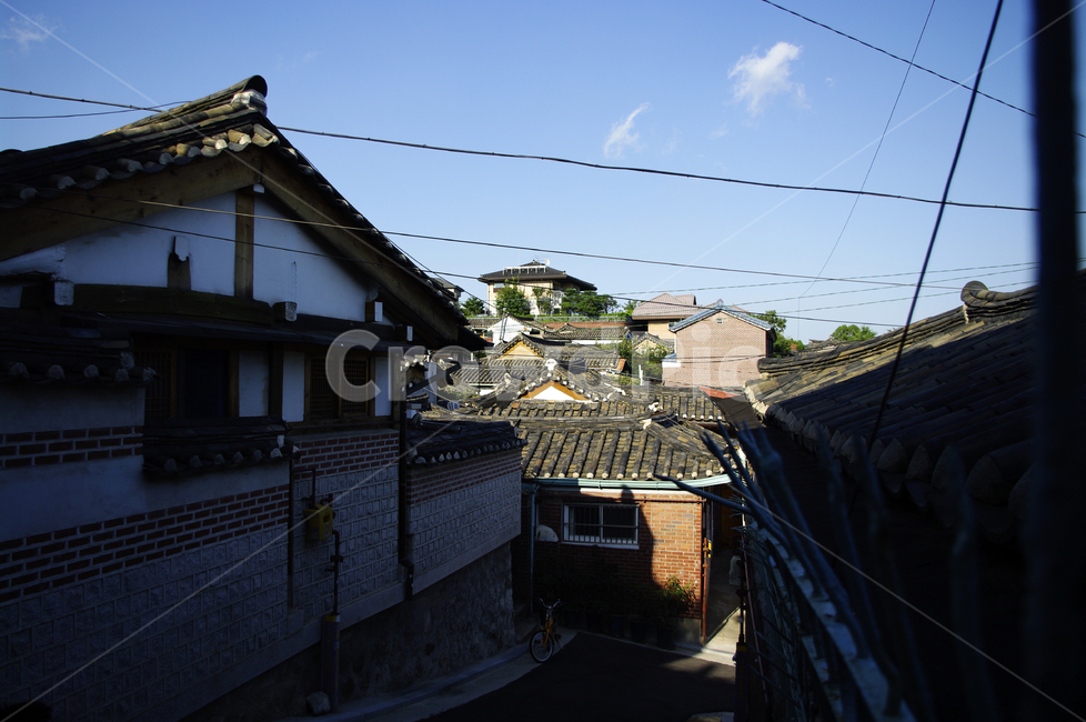 북촌,한옥,주택가,기와지붕,전통가옥,하늘,지붕,roof
