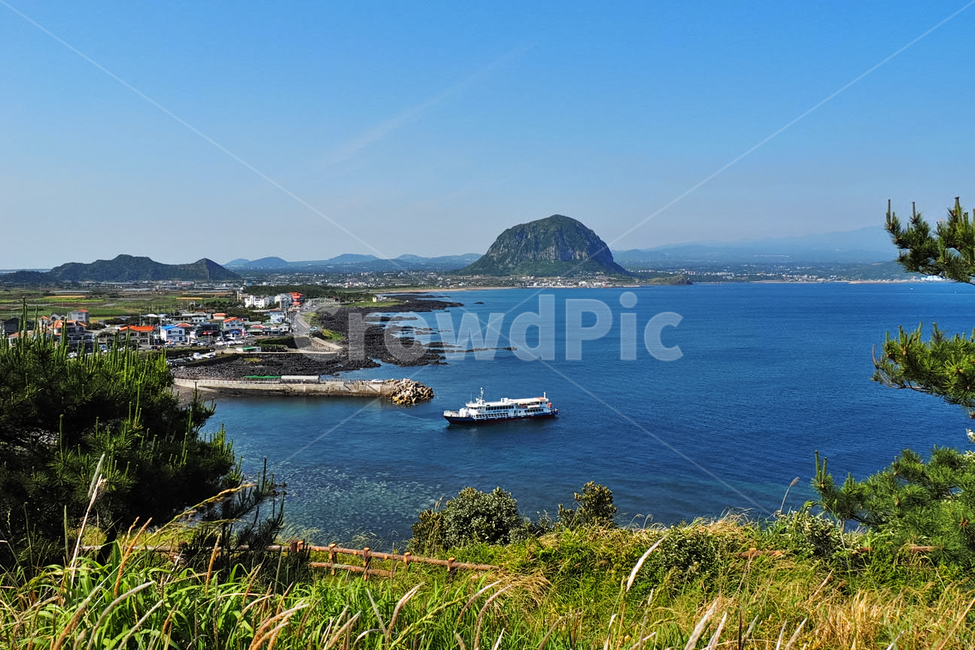 outdoors,옥외,land,나라,nature,자연,sea,바다,water,ocean,대양,shoreline,해안선,coast,연안,송악산