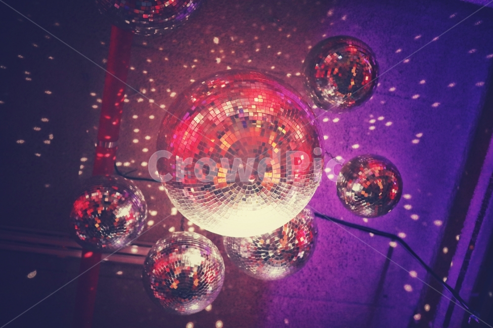 미러볼,반짝이,반짝,빛,파티,축제,바,술집,술,photography,photograph,light,mirrorball,color,mood,interior,인테리어,생일파티,축하파티,와인바,party,축제,행사,festival,carnival,event,기념일,축하,anniversary,congratulation,celebrate,celebration,색깔,색상,색채,색감,color sense,color sensitivity,feeling of color,인테리어,실내디자인,interior design