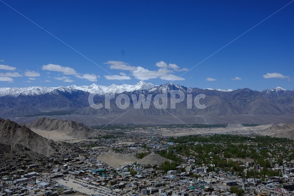 인도,라다크,히말라야,풍경,자연,레왕궁,lehpalace,왕궁,leh,ladakh,하늘,구름,산맥,산,고산,마을,시골,마을,풍경,landscape,country,rural,town,해외,외국,세계,foreign,oversea,world