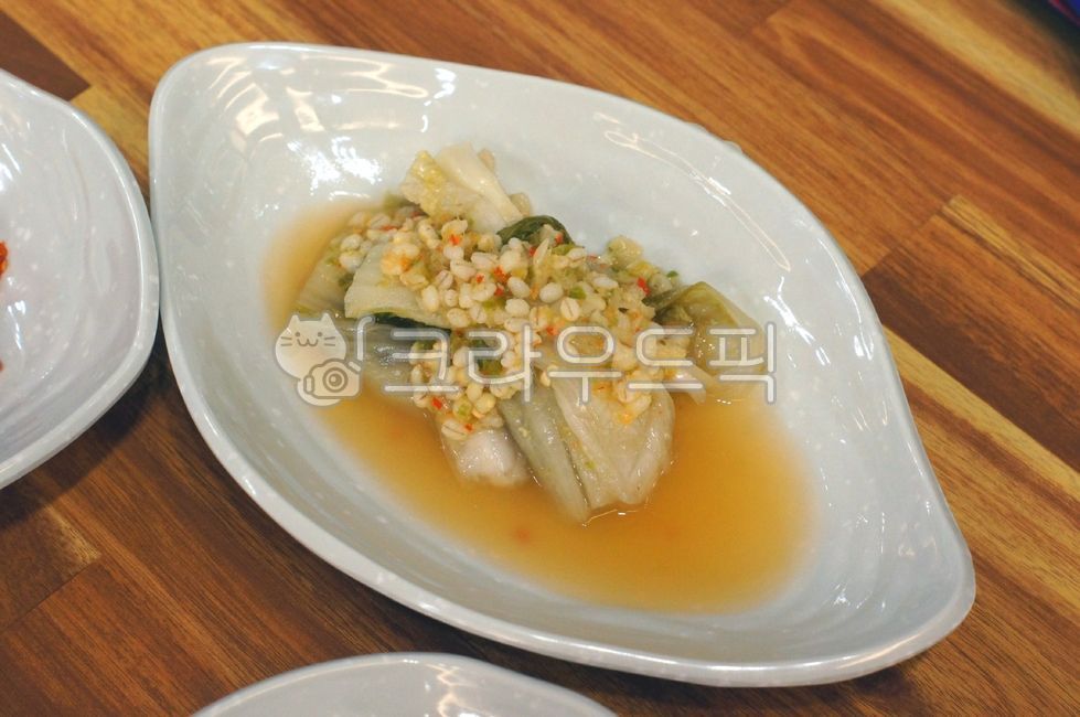 보리김치,barleykimchi,nonspicykimchi,whitekimchi,백김치,kimchi,김치,음식,food