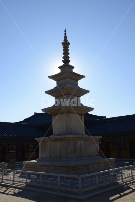 석가탑,불국사,경주,문화,탑,역사,신라,한국전통,한국문화,korean traditional,korean culture,랜드마크,landmark,tourist attraction,한국랜드마크,한국관광지,한국명소,korea landmark,korea tourist attraction,조각상,동상,석상,조형물,statue,bronze statue,stone statue,종교,신앙,religion,belief,faith,건축물,건물외관,exterior,building,structure,architecture,construction
