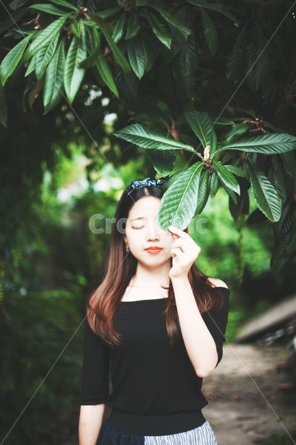 여자모델,여자,감성사진,감성,여성모델,여름,계절,summer,season,사람,인물,인간,human,person,여성,여자,woman,female,lady,감성,sensible,feeling