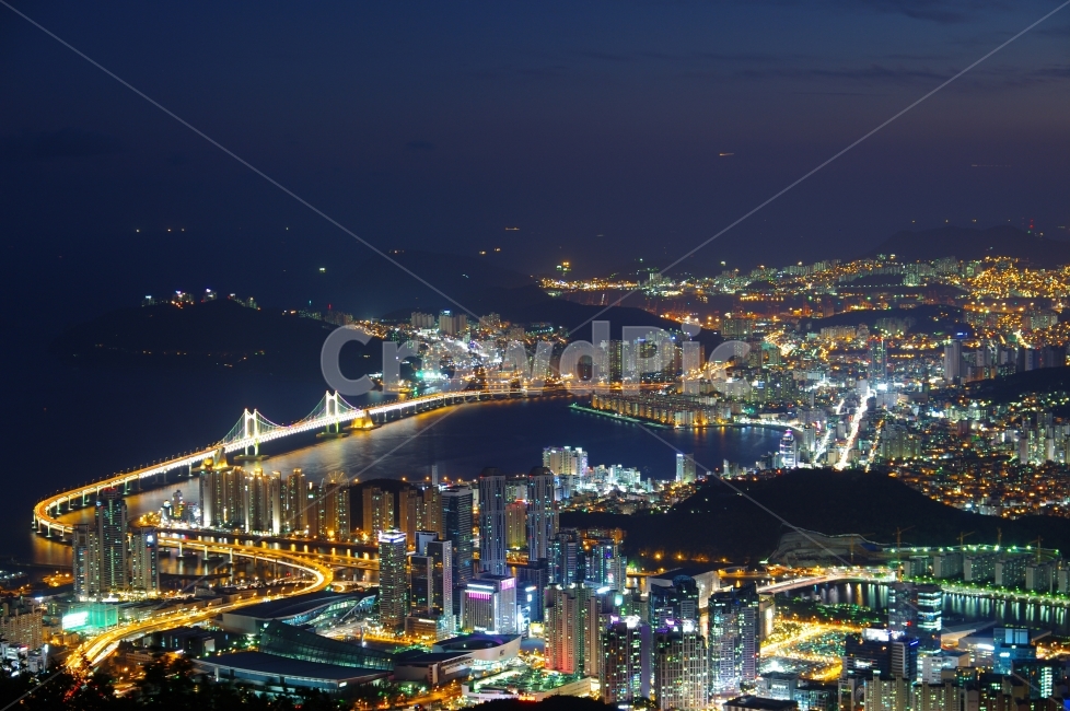 야경,부산,장산,해운대,광안리,남천동,해수욕장,광안대교,센텀,야경,밤,풍경,nightscape,night,landscape,도시,city,한국도시풍경,한국도시경관,korea cityscape,road,도로,metropolis,중심지,building,건물,시티,town,urban,어반,intersection,교차로