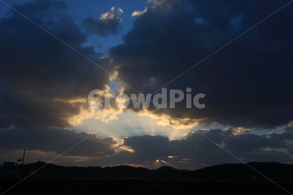 하늘,구름,석양,일몰,풍경,자연,sky,cloud,sunset,자연,풍경,nature,landscape,한국자연풍경,한국자연경관,korea nature landscape,weather,날씨,outdoors,옥외,cumulus,적운
