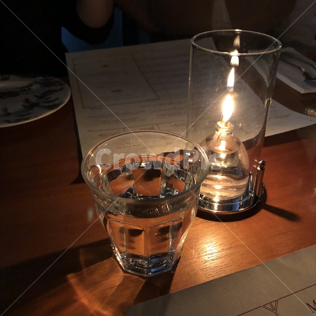 촛불,아늑함,분위기,감성,감성사진,레스토랑,테이블,candlelight,cup,table,restaurant,dinner,사물,물건,오브젝트,thing,object,matter